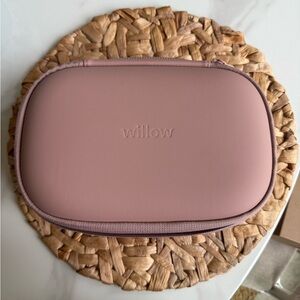 NWOT Willow Breast Pump Anywhere Carrier- pink